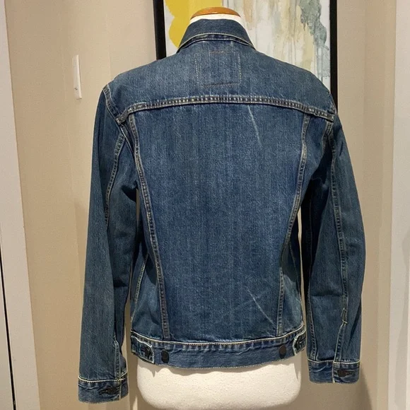 Jean jacket - Picture 3 of 8